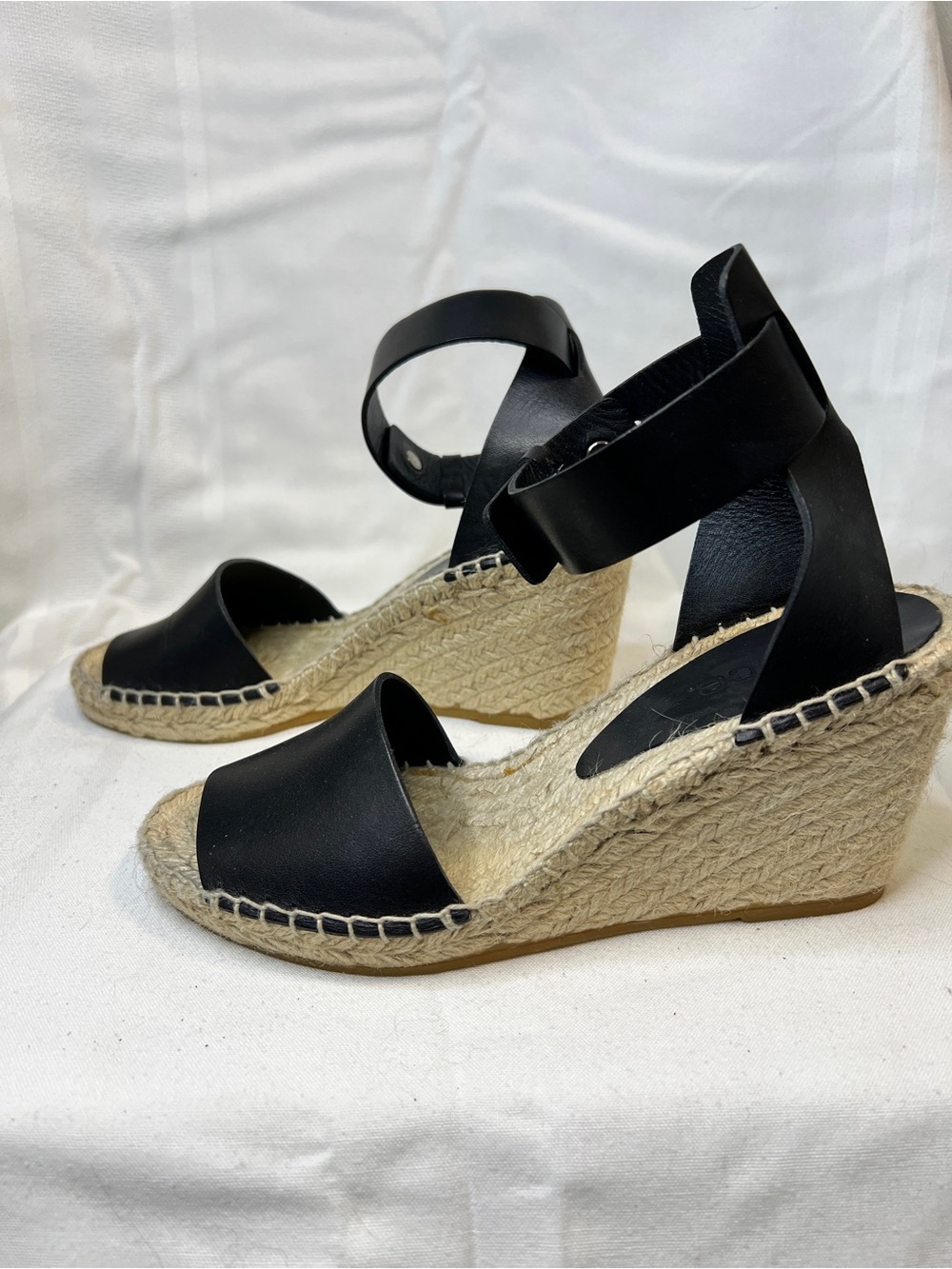 VINCE Sophie Leather Espadrille Wedge Sandals. Women’s size 37.